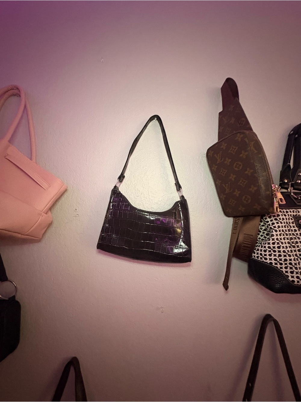 Black Croc-Texture Shoulder Bag - Unbranded